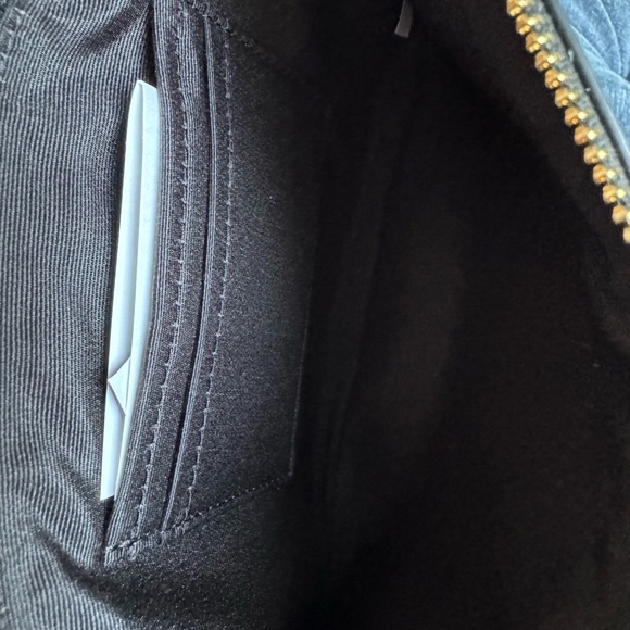 Coach cross grain large corner zip wristlet - Picture 5 of 7